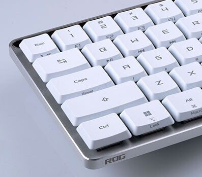 ASUS ROG Falchion RX LP RL_11