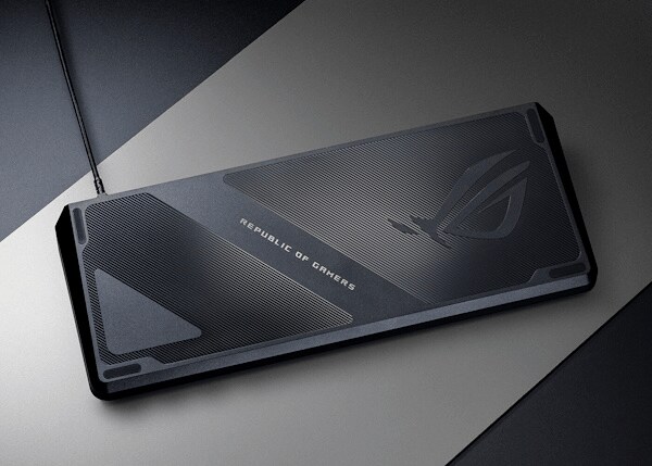 ASUS ROG Falchion ACE HFX_17