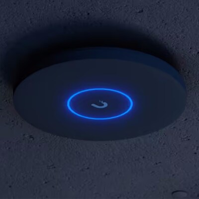 Ubiquiti U7 Pro XGS WiFi 7 Access Point Schwarz