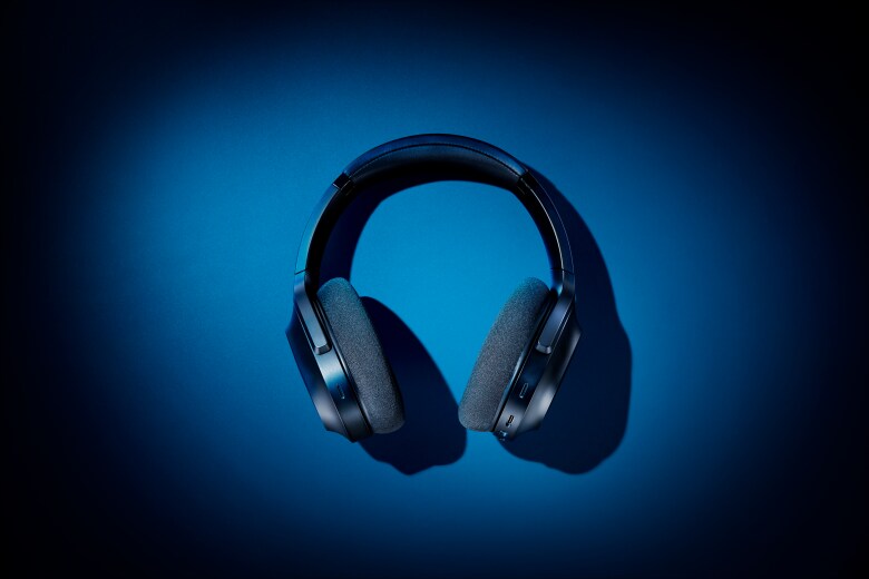 Razer Barracuda Wireless Gaming Headset_5